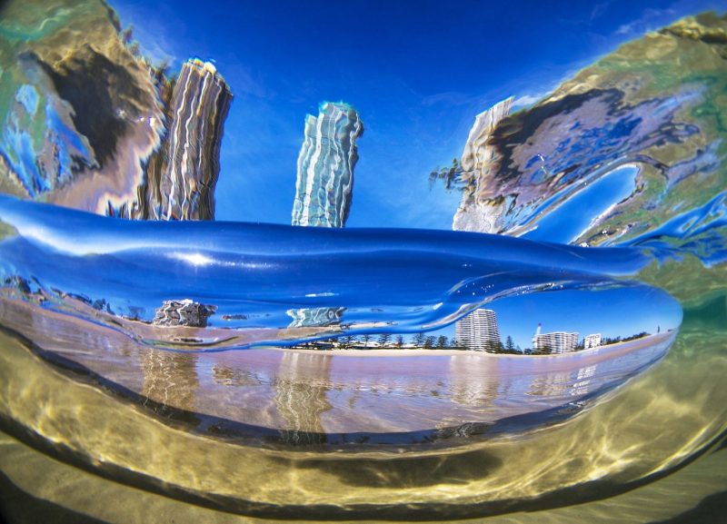 water-reflections-waves-photography