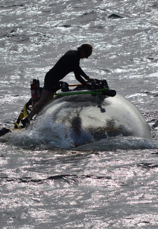 submersible-at-sea-ocean-submarine-triton