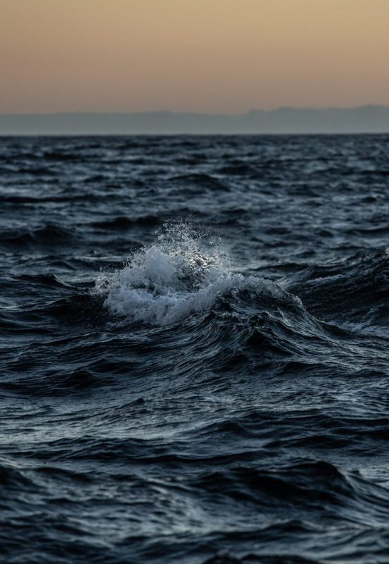 ocean-wave-surf-science-patagonia-expedition-plastic-oceans-photography