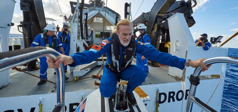 Victor-vescovo-deepest-dive-submarine-trition-trench