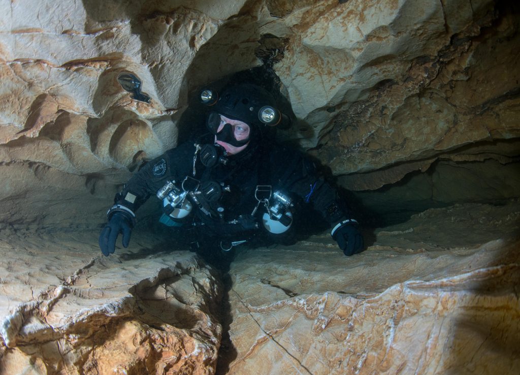 Andy-torbet-adventure-cave-diving