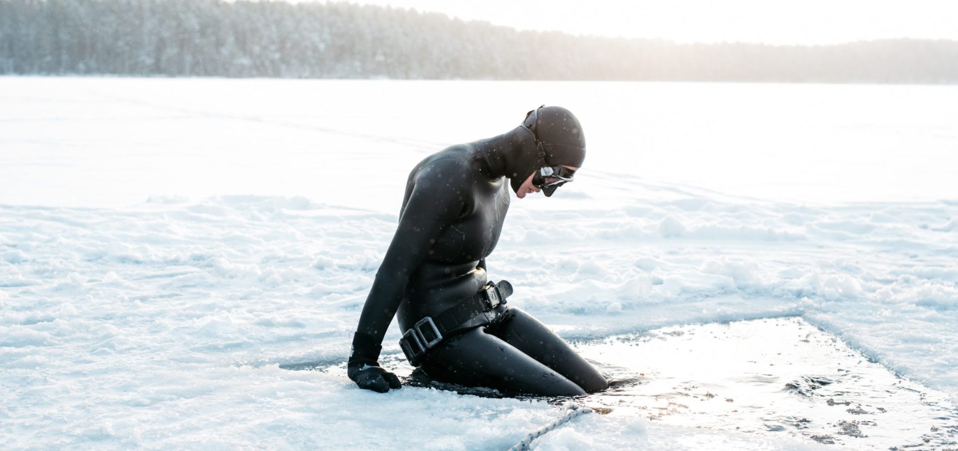 ice-freediving-freediver-finland-johanna-nordblad-breathe