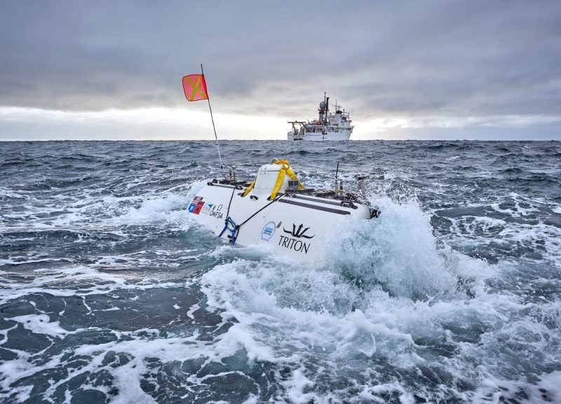 Five Deeps Victor Vescovo EYOS Expeditions submersible submarine