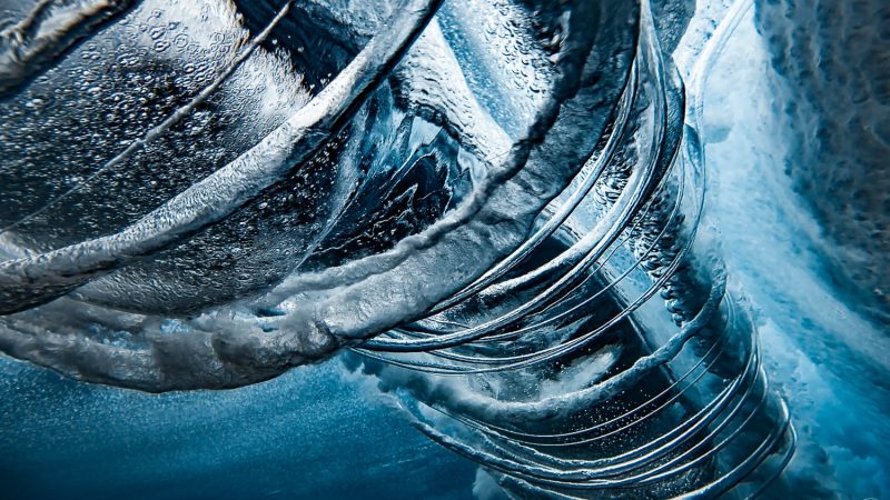 Ben Thouard ocean photography wave photograph Tahiti barrel