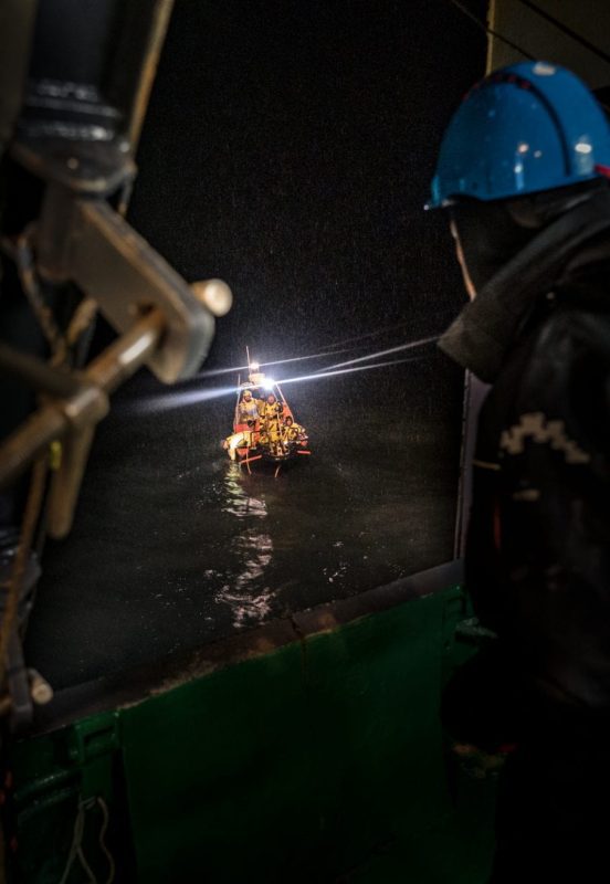 polar night arctic light pollution marine organisms small boats