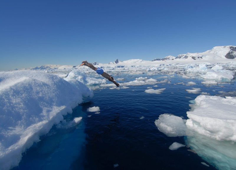 Olly Hicks Arksen Foundation ice dive